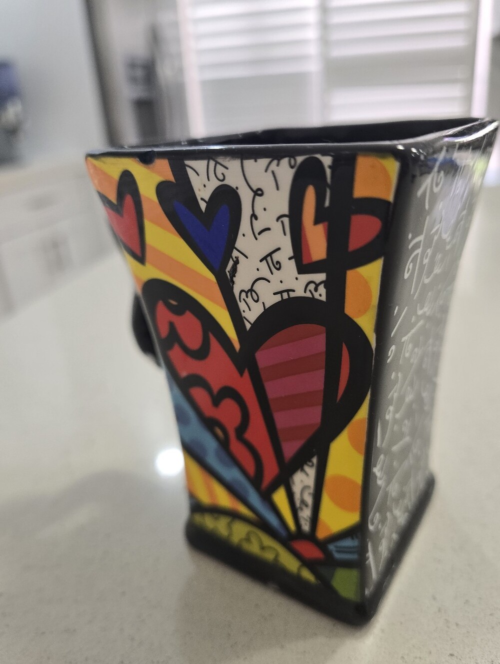 Colorful Heart Ceramic Mug - Romero Britto Style Black Handle - Picture 9 of 11